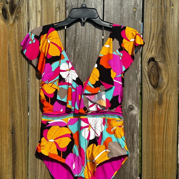 Trina Turk One Piece - Picture 13 of 15